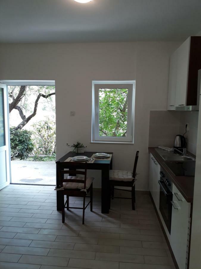 Apartments Lucija Сен Екстериор снимка