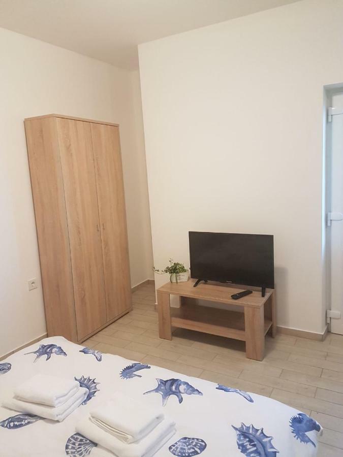 Apartments Lucija Сен Екстериор снимка
