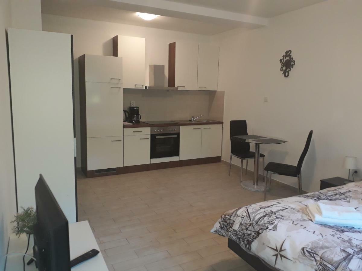 Apartments Lucija Сен Екстериор снимка